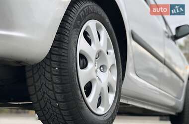 Хетчбек Peugeot 307 2003 в 