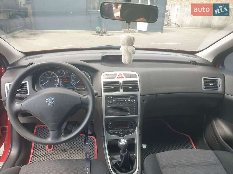 Седан Peugeot 307 2004 в Києві фото 4 Седан Peugeot 307 2004 в Києві