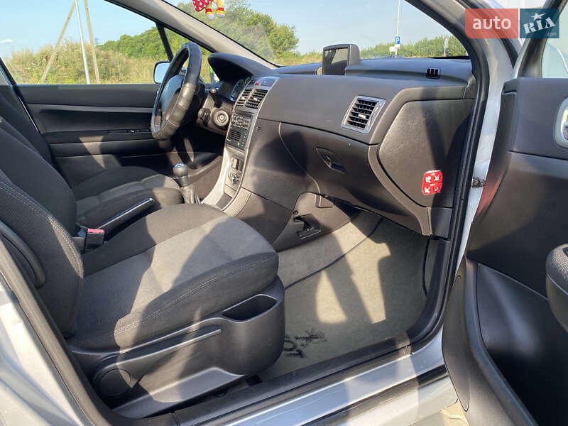 Універсал Peugeot 307 2003 в Горохові