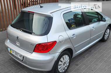 Хэтчбек Peugeot 307 2006 в Черкассах