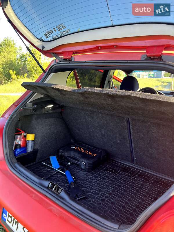 Хэтчбек Peugeot 307 2002 в Шостке