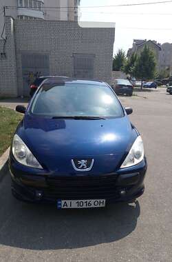 Хэтчбек Peugeot 307 2005 в Киеве