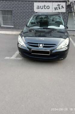 Универсал Peugeot 307 2004 в 