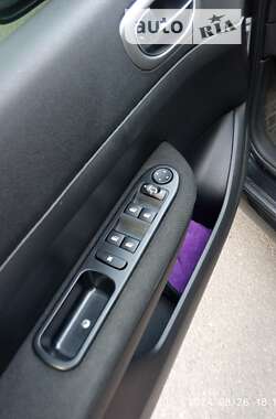 Универсал Peugeot 307 2004 в 