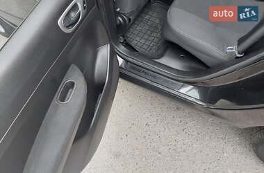 Универсал Peugeot 307 2004 в 