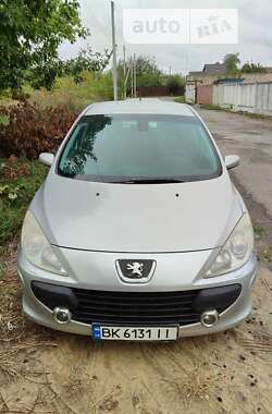 Седан Peugeot 307 2007 в Рівному