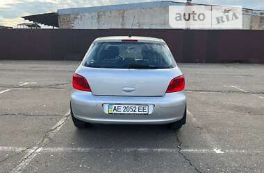 Седан Peugeot 307 2006 в Киеве