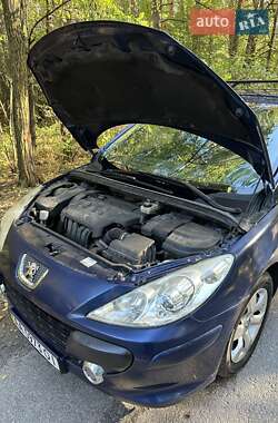 Хэтчбек Peugeot 307 2005 в Киеве