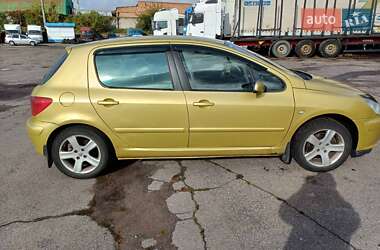 Хетчбек Peugeot 307 2001 в 