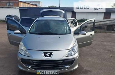 Хетчбек Peugeot 307 2006 в Коростені