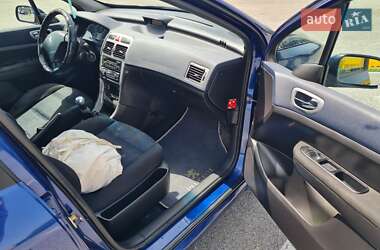 Хетчбек Peugeot 307 2003 в Чернівцях