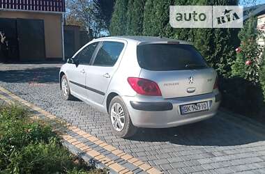 Хетчбек Peugeot 307 2002 в Рівному