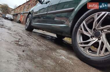 Хетчбек Peugeot 307 2002 в 