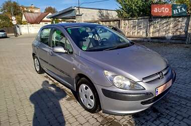 Хэтчбек Peugeot 307 2004 в Нововолынске