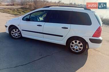 Универсал Peugeot 307 2005 в 