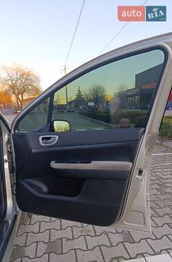 Универсал Peugeot 307 2006 в 