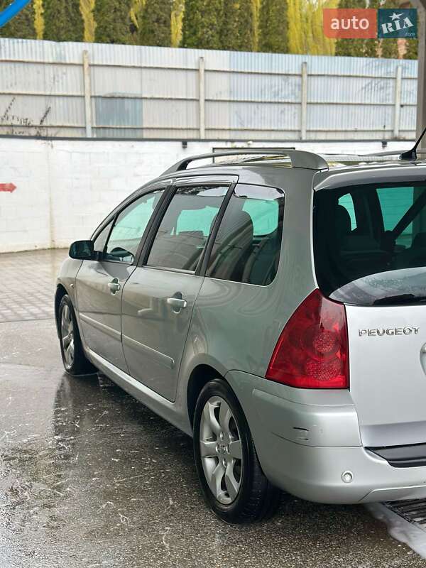 Универсал Peugeot 307 2006 в Черновцах
