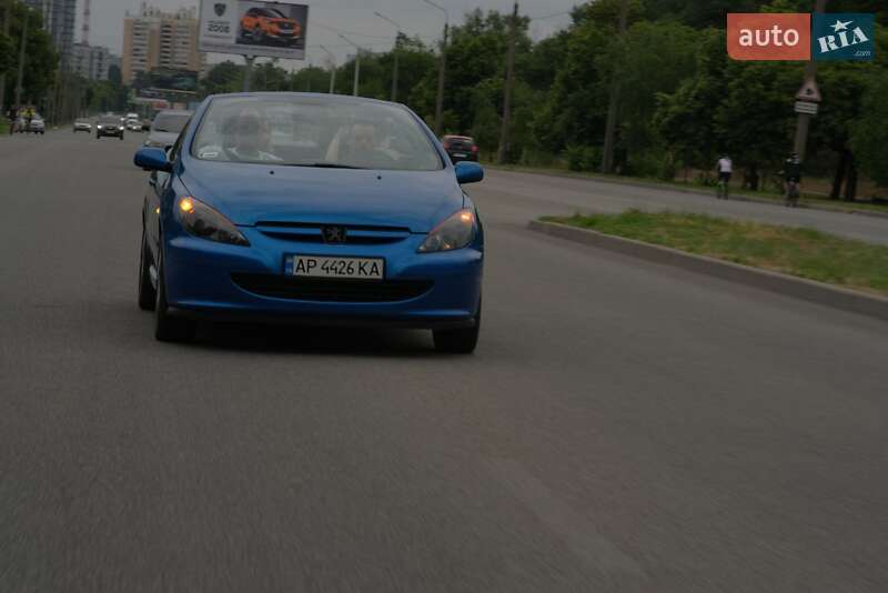 Кабриолет Peugeot 307 2004 в Запорожье