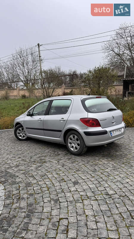 Хэтчбек Peugeot 307 2002 в Черновцах