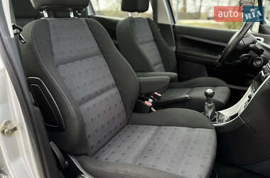 Универсал Peugeot 307 2006 в 