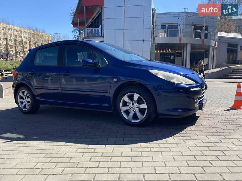 Хетчбек Peugeot 307 2005 в Луцьку фото 2 Хетчбек Peugeot 307 2005 в Луцьку