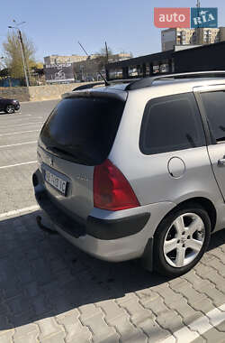 Универсал Peugeot 307 2004 в 