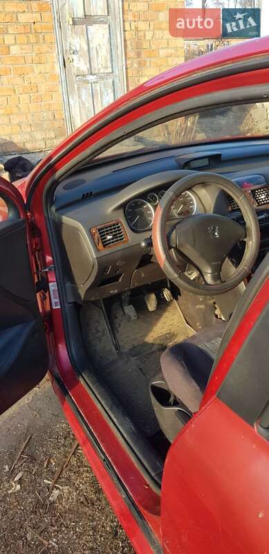 Хетчбек Peugeot 307 2001 в Дніпрі