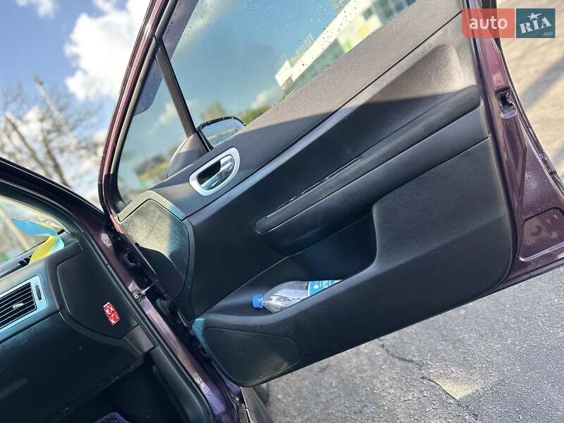 Хэтчбек Peugeot 307 2006 в Николаеве