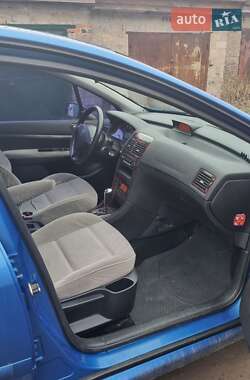 Хэтчбек Peugeot 307 2005 в 
