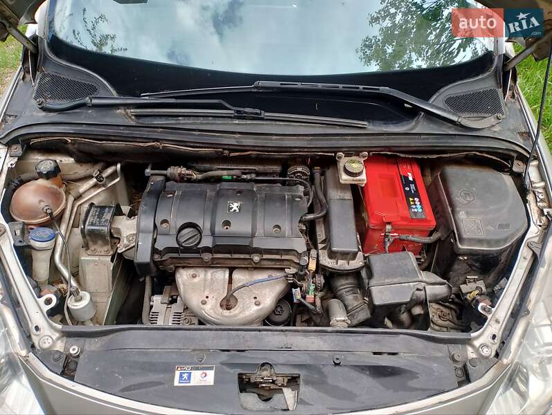 Универсал Peugeot 307 2008 в Узине