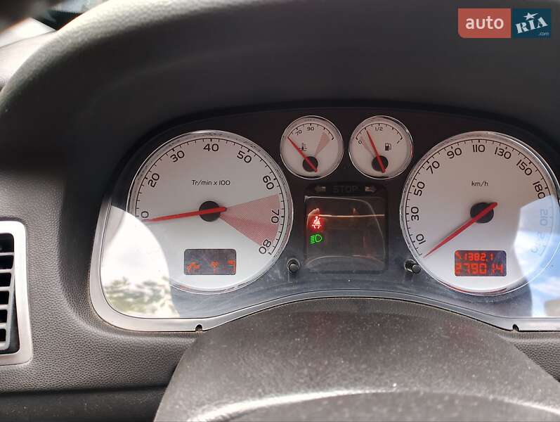 Универсал Peugeot 307 2008 в Узине