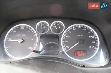 Универсал Peugeot 307 2003 в 