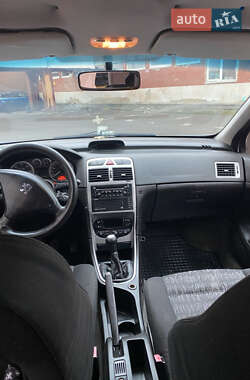 Универсал Peugeot 307 2002 в 
