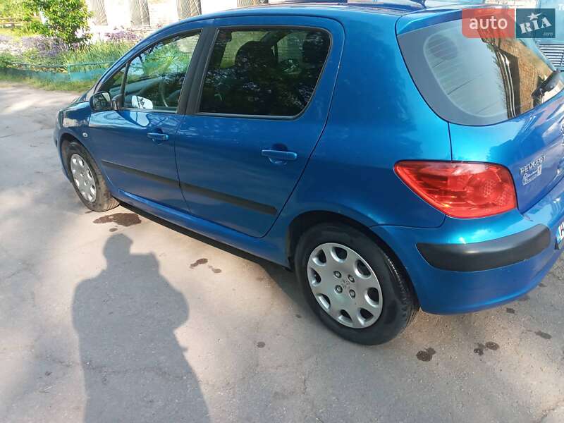 Хэтчбек Peugeot 307 2007 в 
