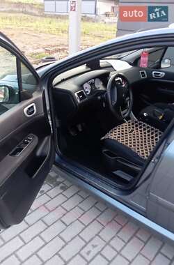 Универсал Peugeot 307 2007 в 