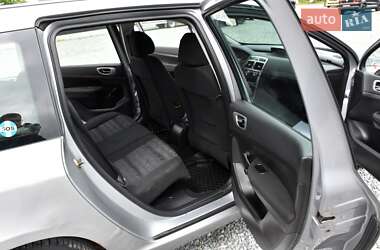 Универсал Peugeot 307 2005 в 