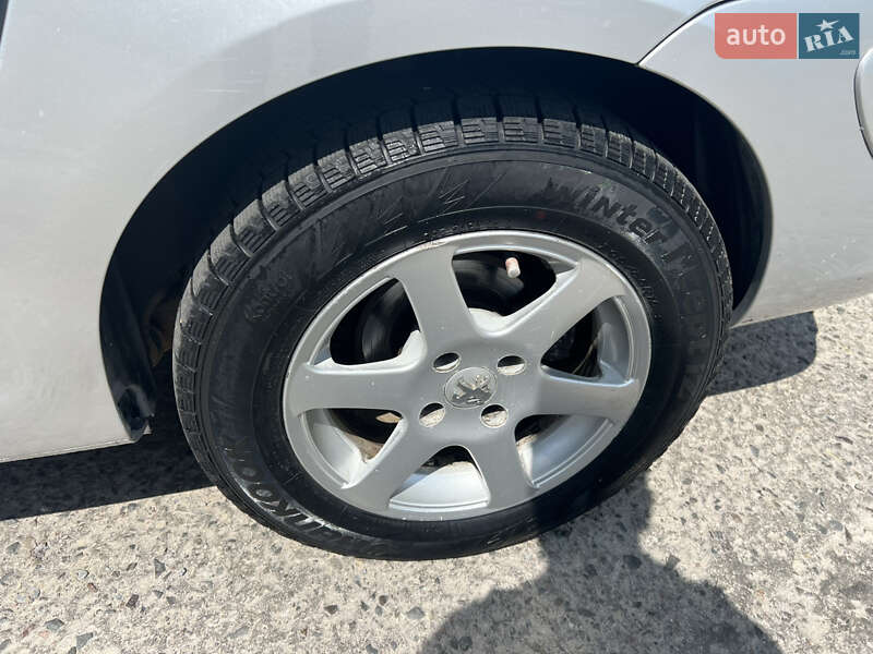 Универсал Peugeot 307 2003 в Львове