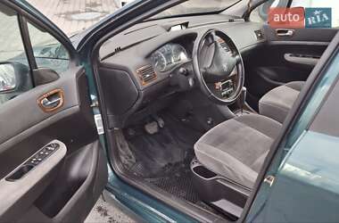 Хэтчбек Peugeot 307 2003 в  фото 6 Хэтчбек Peugeot 307 2003 в