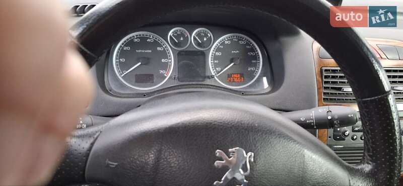 Хетчбек Peugeot 307 2003 в Звягелі