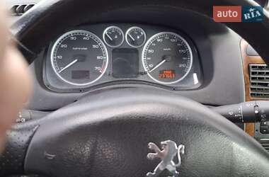 Хэтчбек Peugeot 307 2003 в  фото 12 Хэтчбек Peugeot 307 2003 в