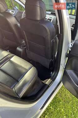 Хэтчбек Peugeot 307 2004 в 