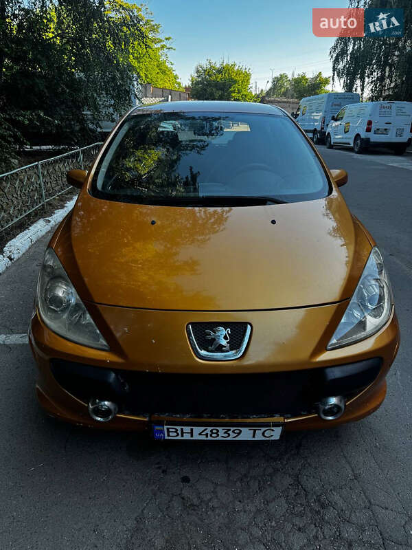 Хэтчбек Peugeot 307 2005 в Одессе