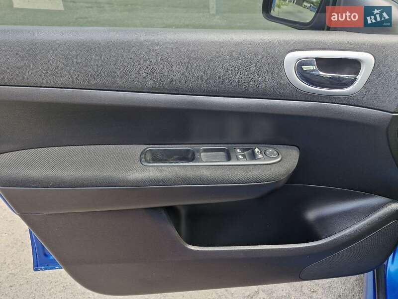 Хетчбек Peugeot 307 2006 в Миколаєві