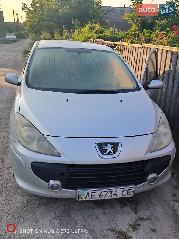 Peugeot 307
