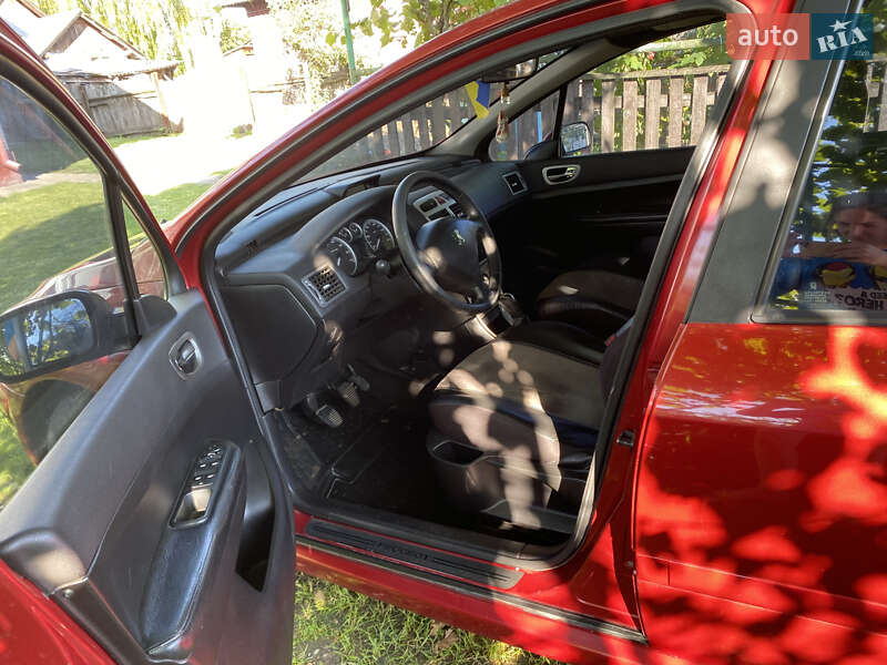 Хетчбек Peugeot 307 2002 в Коломиї