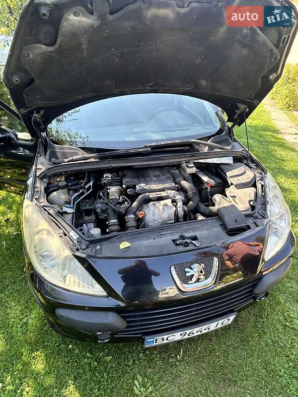 Седан Peugeot 307 2007 в Львові