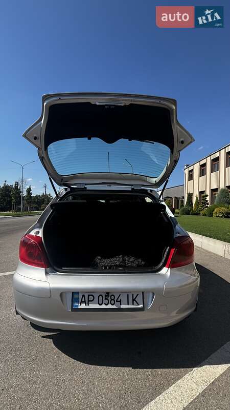 Хетчбек Peugeot 307 2003 в Запоріжжі