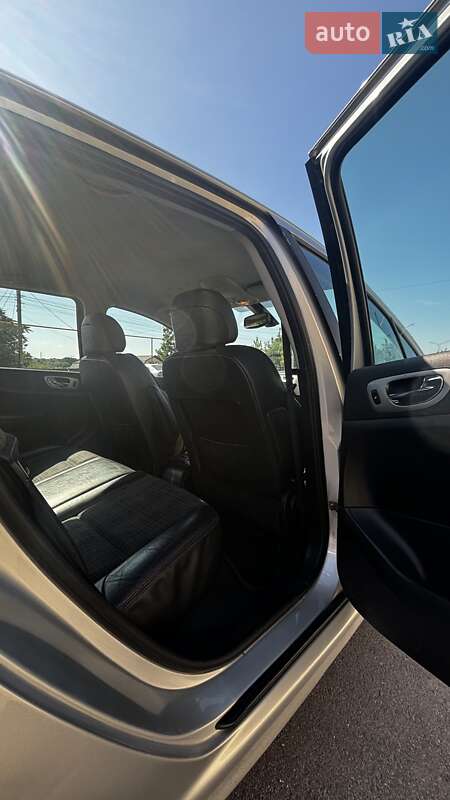 Хетчбек Peugeot 307 2003 в Запоріжжі