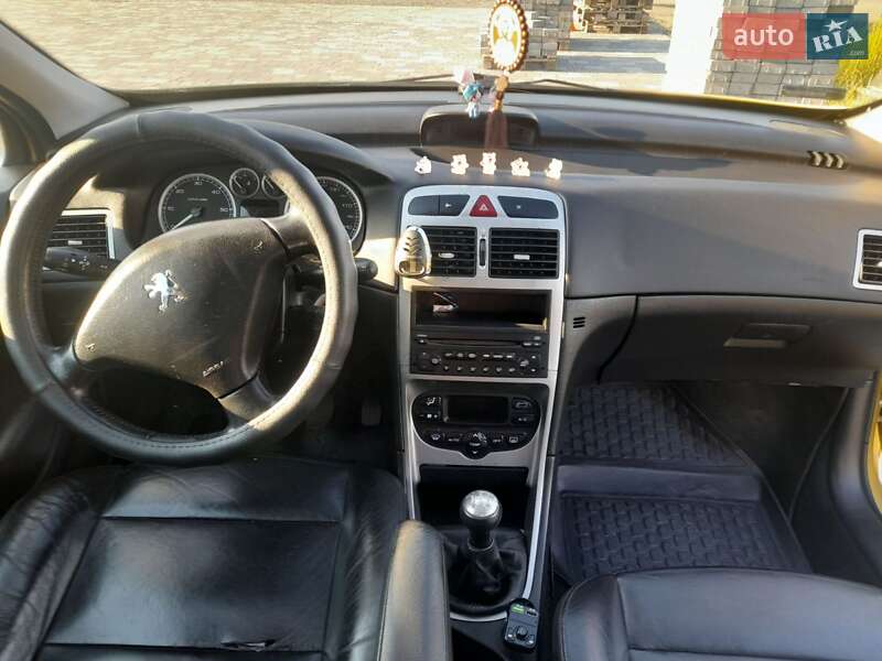 Хетчбек Peugeot 307 2004 в Шепетівці