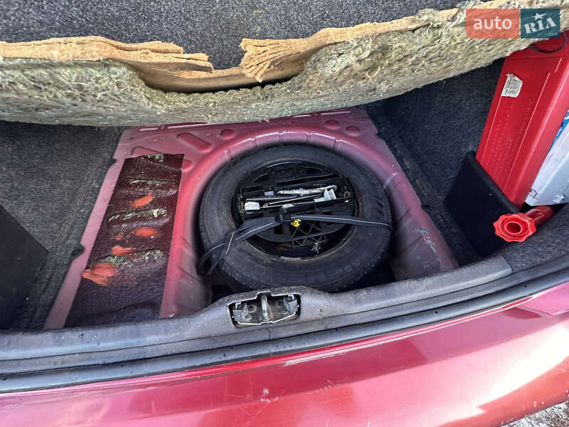 Хэтчбек Peugeot 307 2004 в Гребенке